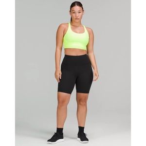 Lululemon Black Wunder Train HR Short 8" Contour Fit High-Rise Short